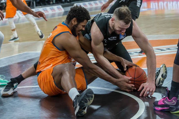 胜利并非依 胜利并非依